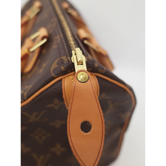 Louis Vuitton Speedy Monogram Handbag - Picture 6 of 8